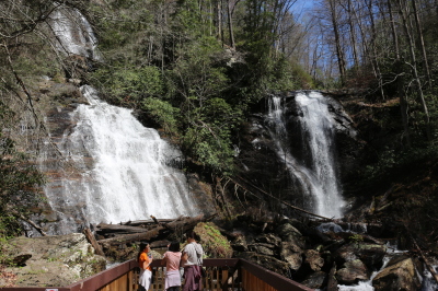 Anna Ruby Falls