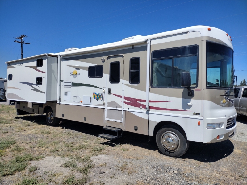 2007 Itasca Sunova 35J Bunkhouse Motorhome